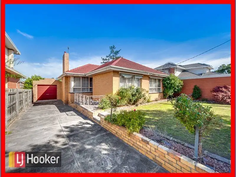 Main view of Homely house listing, 2 CARLYON CRT, Springvale VIC 3171