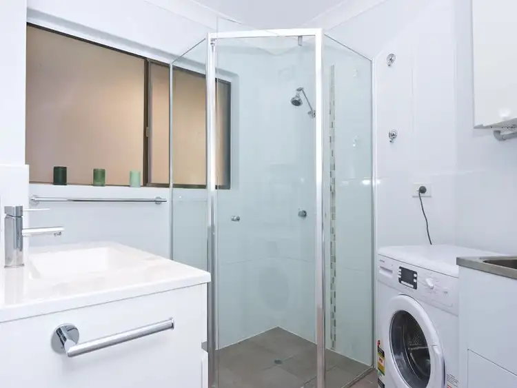 Fifth view of Homely unit listing, 4/5 Nalla Court, Palm Beach QLD 4221