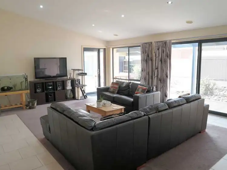 Seventh view of Homely house listing, 5 McLachlan Road, Echuca VIC 3564