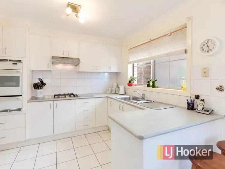 Fourth view of Homely unit listing, 1/5 Emerald Court, Narre Warren VIC 3805