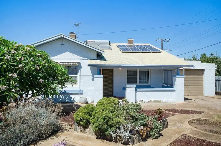 24 Stonehaven Street, Pennington SA 5013