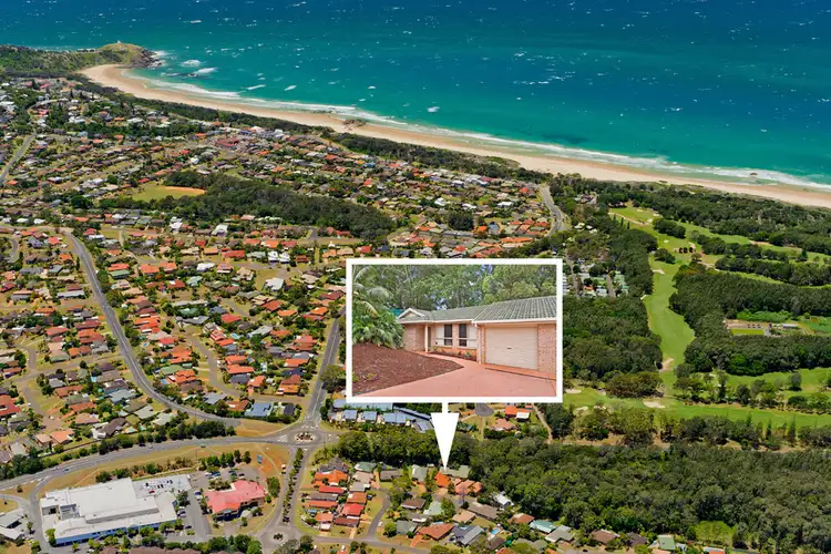 Main view of Homely villa listing, 2/19 Eugowra Close, Port Macquarie NSW 2444