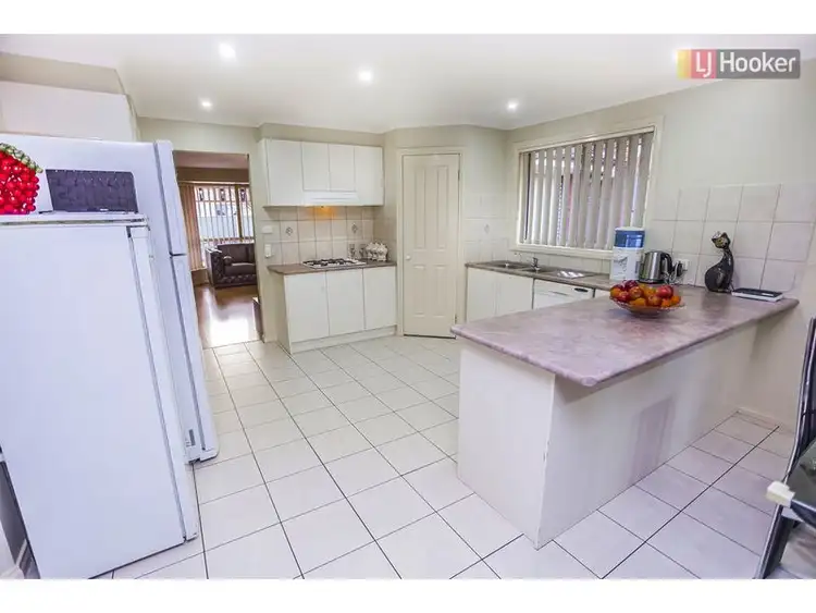 Sixth view of Homely house listing, 8 Havilland Drive, Roxburgh Park VIC 3064