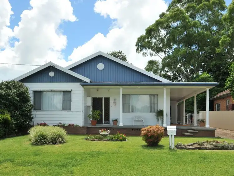 7 Banks Street, East Maitland NSW 2323