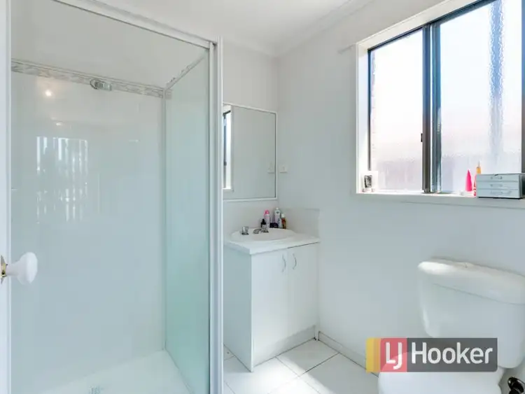 Seventh view of Homely house listing, 10 Silky Oak Drive, Cranbourne VIC 3977