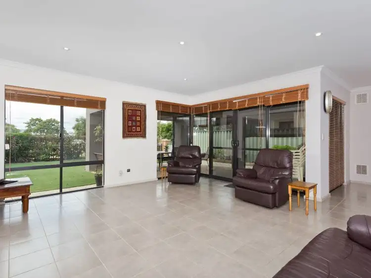 Seventh view of Homely house listing, 4 Tathra Lane, Aubin Grove WA 6164