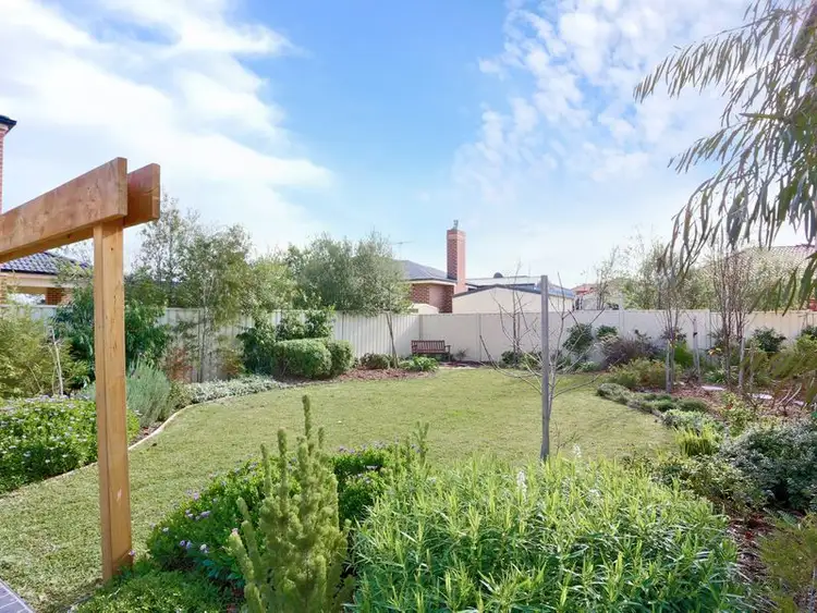 Sixth view of Homely house listing, 15 Buchan Court, Taylors Hill VIC 3037