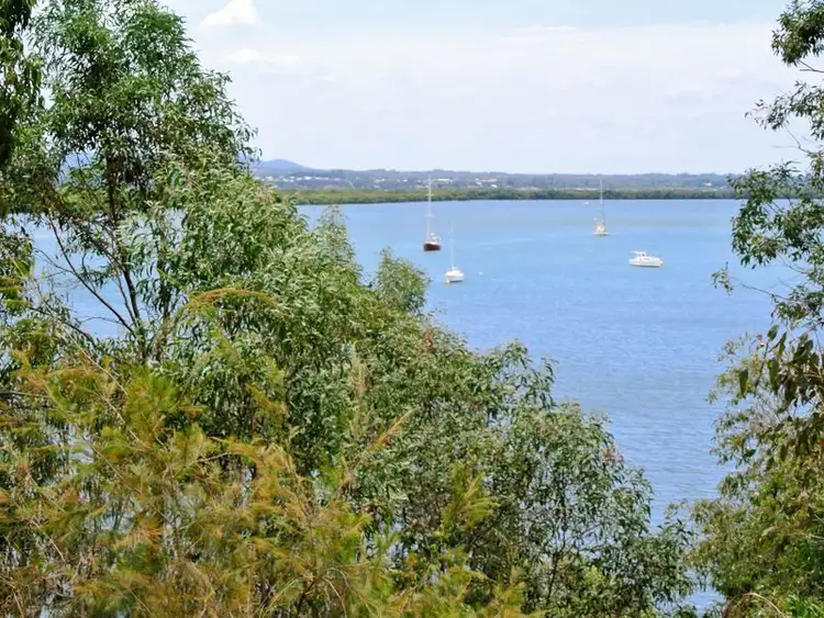 Fourth view of Homely house listing, 19 Cliff Terrace, Macleay Island QLD 4184