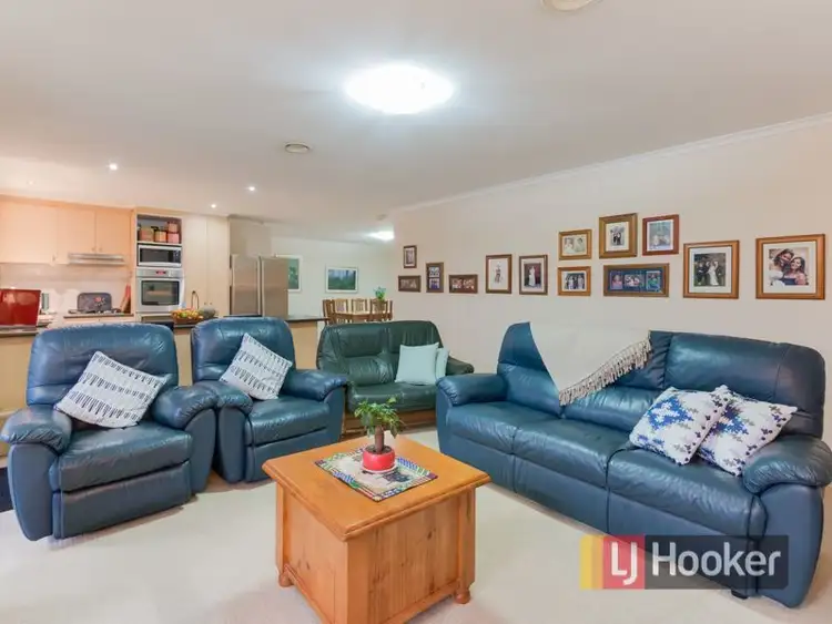 Sixth view of Homely house listing, 16 Dryden Court, Berwick VIC 3806