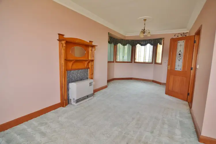 Sixth view of Homely house listing, 7 Acacia Close, Lithgow NSW 2790