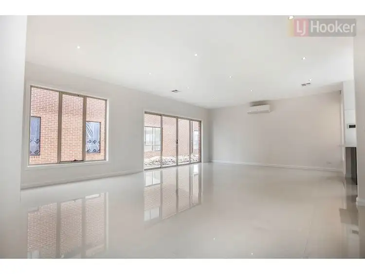 Seventh view of Homely townhouse listing, 2 Calm Avenue, Craigieburn VIC 3064