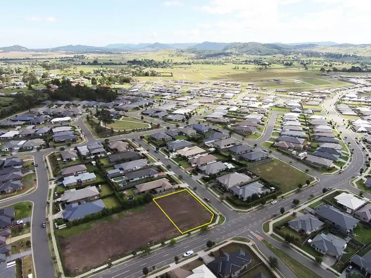 25 McKeachie Drive, Aberglasslyn NSW 2320
