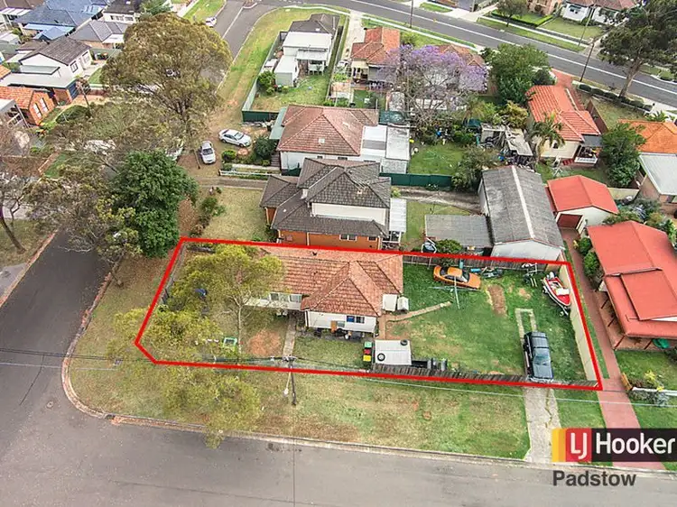 Second view of Homely house listing, 5 Lang Street, Padstow NSW 2211