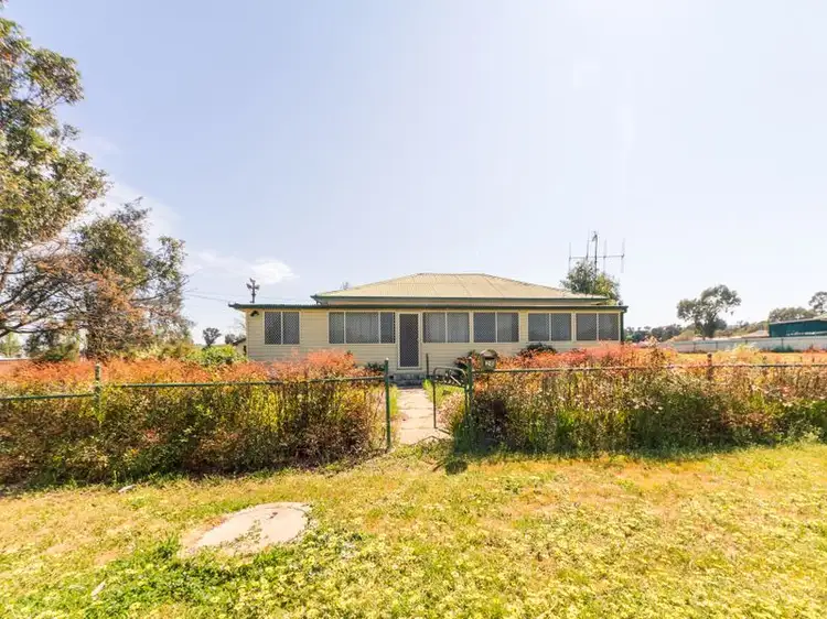 26 Bourke Street, Cowra NSW 2794