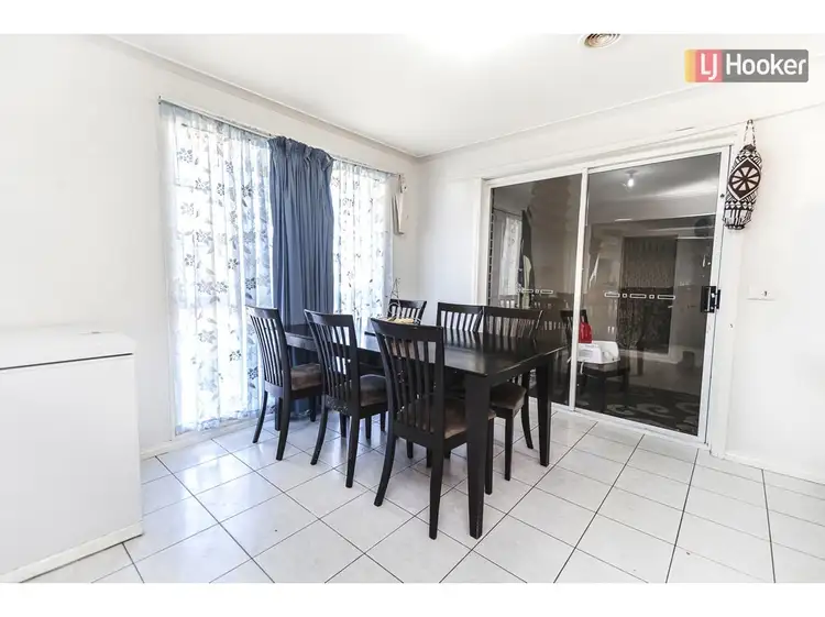 Fourth view of Homely house listing, 3 Blackwood Way, Delahey VIC 3037