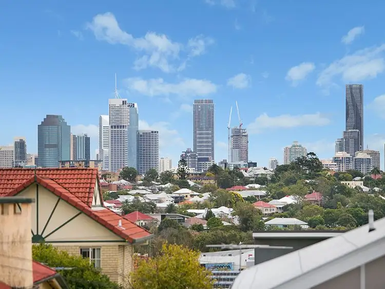 Main view of Homely unit listing, 3/45 Eighth Avenue, Coorparoo QLD 4151