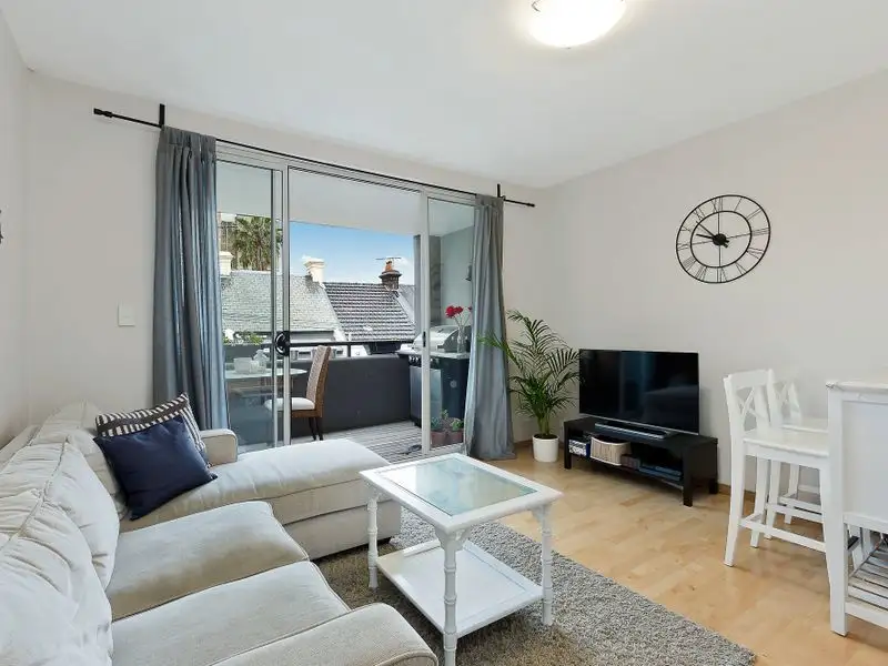 Main view of Homely apartment listing, 16/8 Underwood Street, Paddington NSW 2021