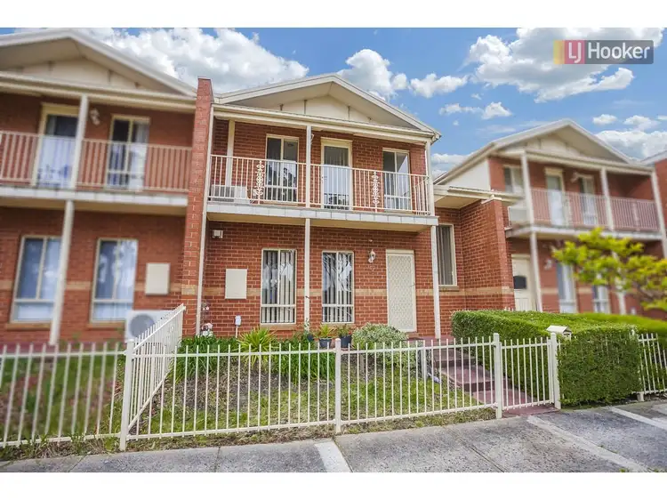 Second view of Homely townhouse listing, 27 Franklin Avenue, Roxburgh Park VIC 3064