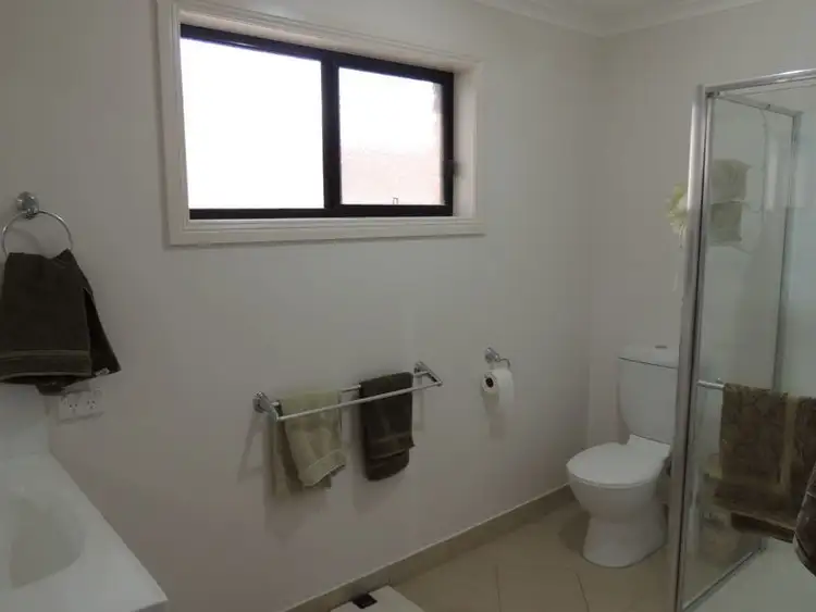 Seventh view of Homely townhouse listing, 11 Betts Court, Swan Hill VIC 3585