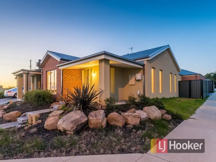 5 Havana Parade, Pakenham VIC 3810