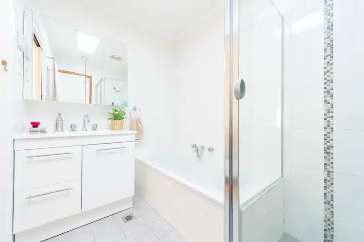 Seventh view of Homely house listing, 7 Tregear Close, Theodore ACT 2905