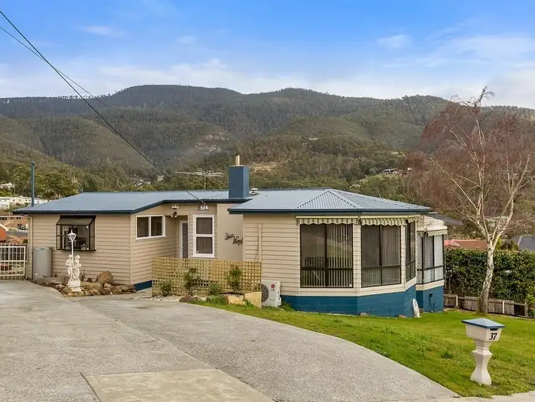 37 Spring Street, Claremont TAS 7011