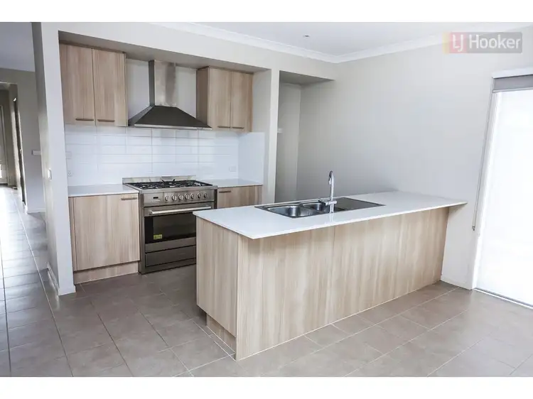 Fourth view of Homely house listing, 45 Mountleigh Circuit, Craigieburn VIC 3064