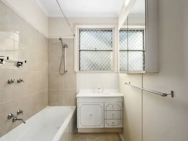 Seventh view of Homely house listing, 25 Alexandra Ave, Sale VIC 3850