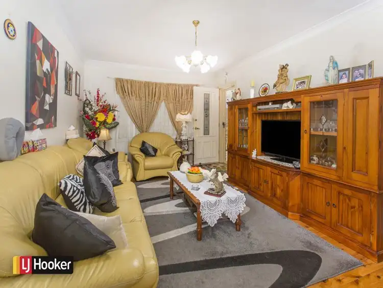 4/23 First Avenue South, Warrawong NSW 2502