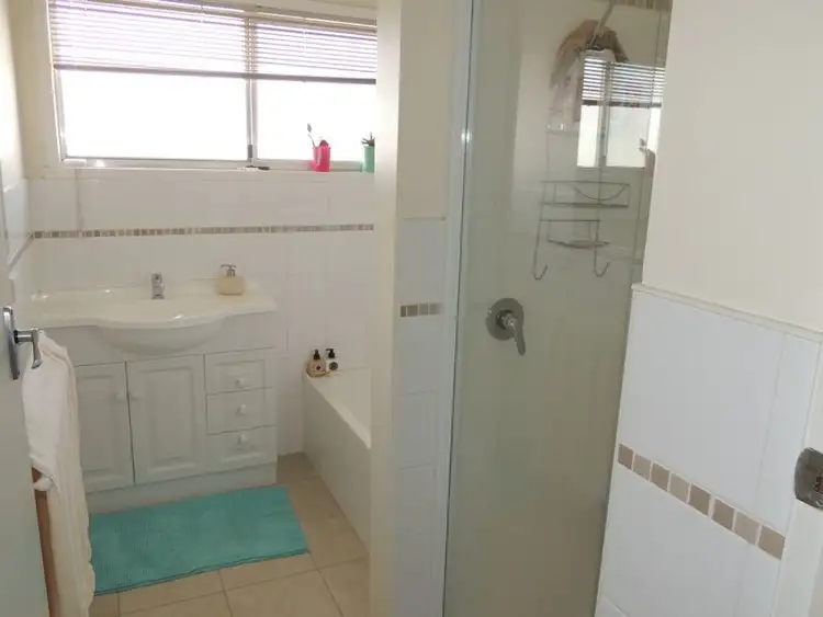Sixth view of Homely house listing, 2 Douglas Avenue, Swan Hill VIC 3585