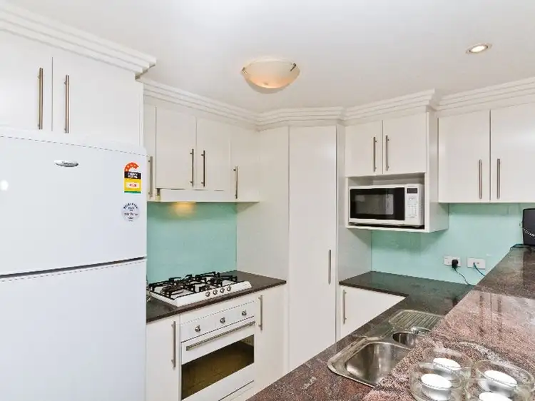 17/12 Baker Street, Gosford NSW 2250
