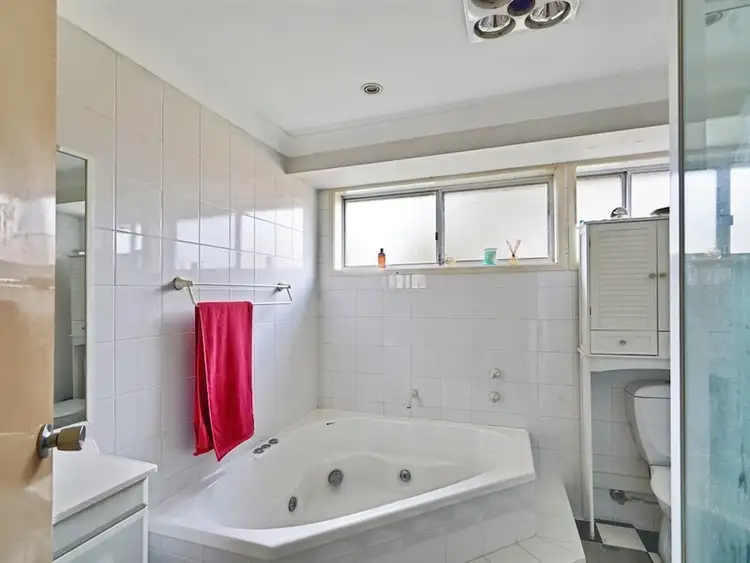 Seventh view of Homely house listing, 10 Albillo Place, Eschol Park NSW 2558