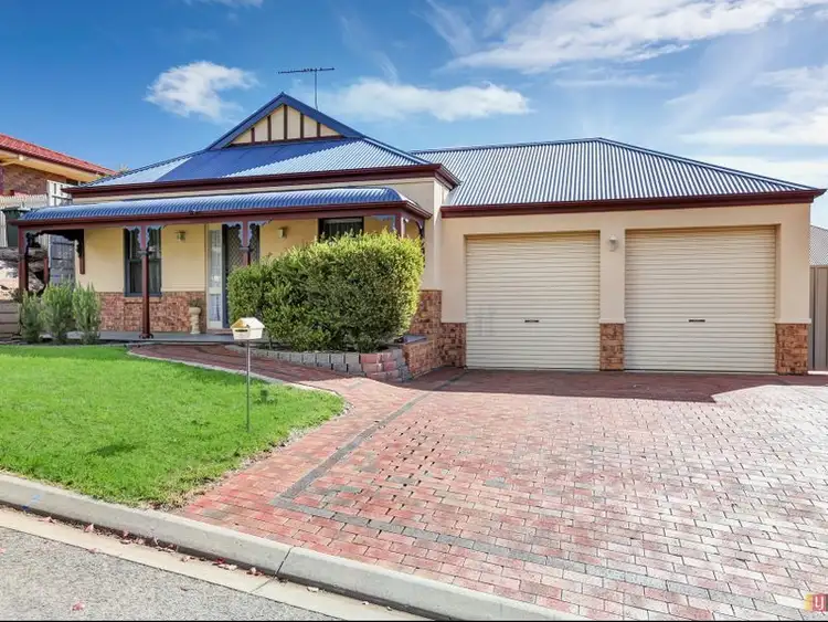 8 Hedgerow Court, Greenwith SA 5125