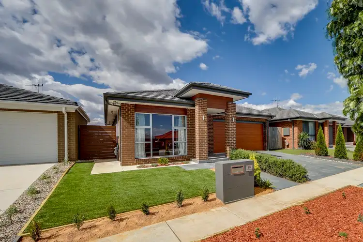 19 Hilda Kincaid Crescent, Macgregor ACT 2615