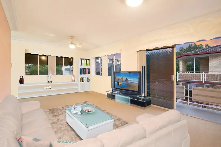 Main view of Homely unit listing, 5/28 Kitchener Street, Coorparoo QLD 4151