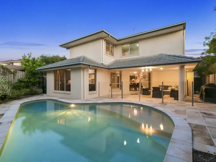 15 Rhiannon Drive, Ashmore QLD 4214