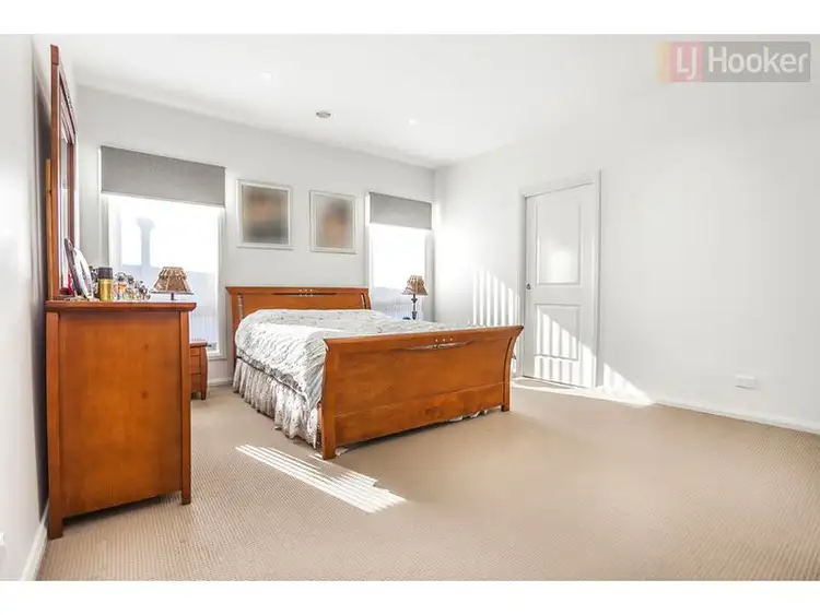 Sixth view of Homely house listing, 8 Powell Street, Craigieburn VIC 3064