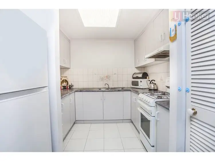 Fourth view of Homely house listing, 6 Gathray Court, Roxburgh Park VIC 3064