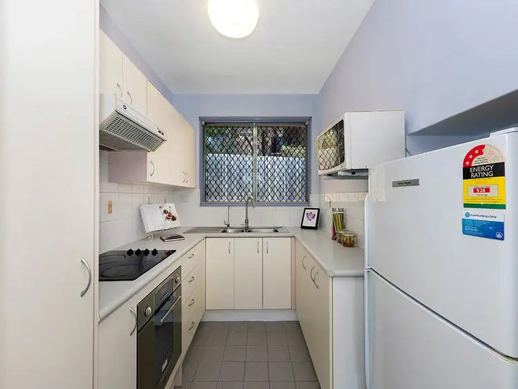 Third view of Homely unit listing, 2/70 Mitre Street, St Lucia QLD 4067