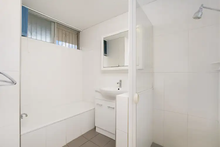 Fourth view of Homely unit listing, 3/248 Cavendish Road, Coorparoo QLD 4151