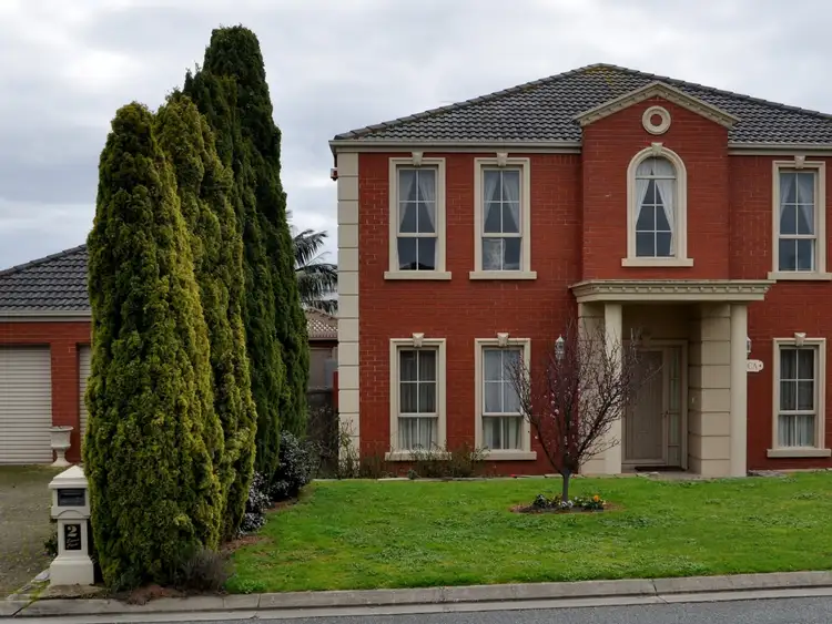 2 Emma Court, Mccracken SA 5211