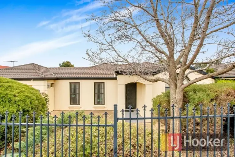 136 Somerset Grove, Craigmore SA 5114