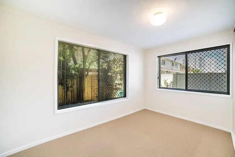 Fifth view of Homely unit listing, 2/171 Muir Street, Labrador QLD 4215