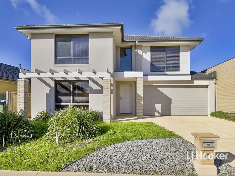166 Sanctuary Lakes South Boulevard, Sanctuary Lakes VIC 3030