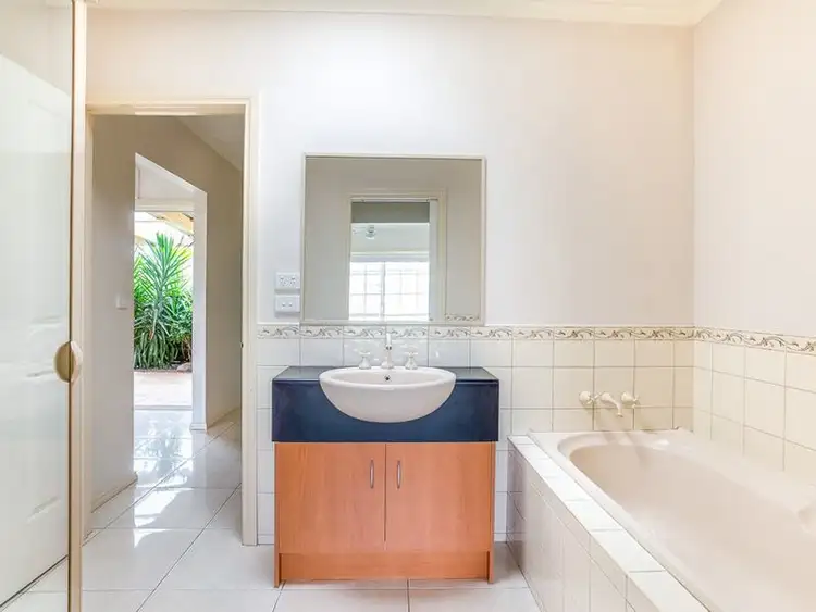 Seventh view of Homely unit listing, 2/4 Albert Place, Hoppers Crossing VIC 3029