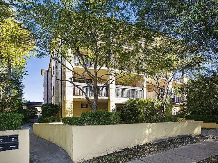 2/1-3 St Georges Parade