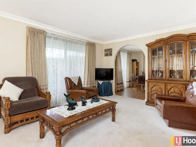 Fifth view of Homely house listing, 7 Peony Place, Queanbeyan NSW 2620