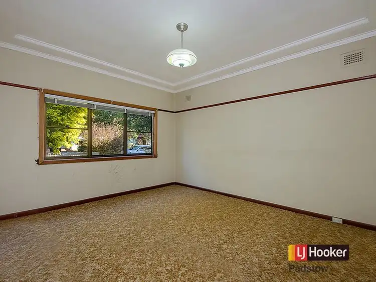 Fourth view of Homely house listing, 8 Gloucester Avenue, Padstow NSW 2211