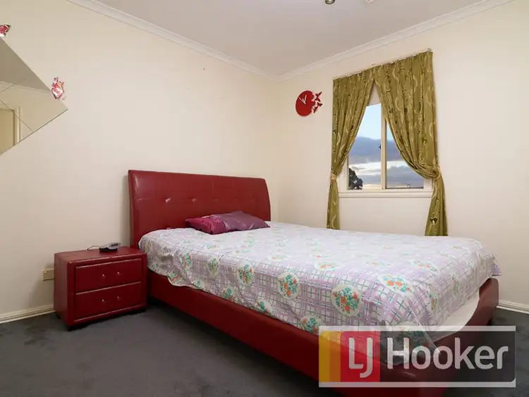 Seventh view of Homely house listing, 8 Tegans Close, Hallam VIC 3803