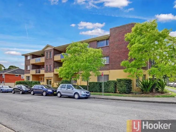 6/28 Martin Place, Mortdale NSW 2223